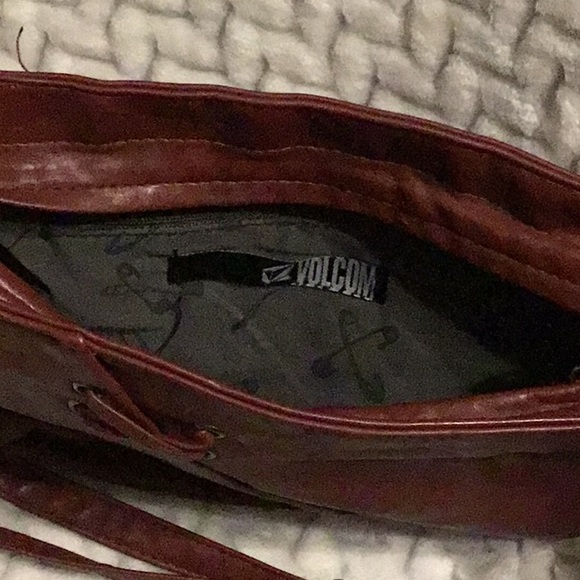 Volcom purse - Picture 3 of 5